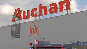 Почему Ашан продолжает работать в России в Кари